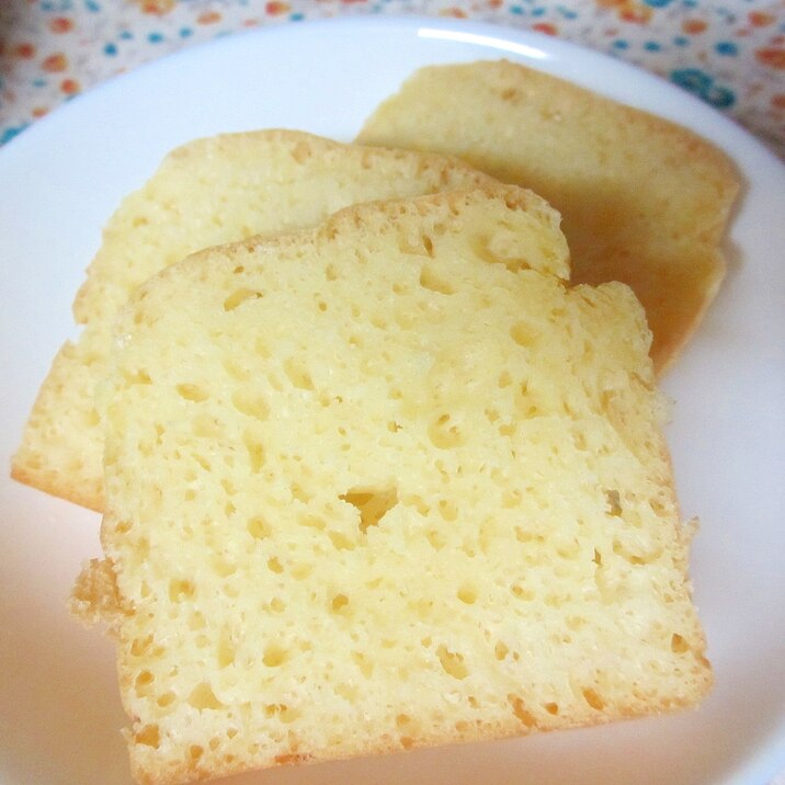 食パン代わりに具なしのケークサレ